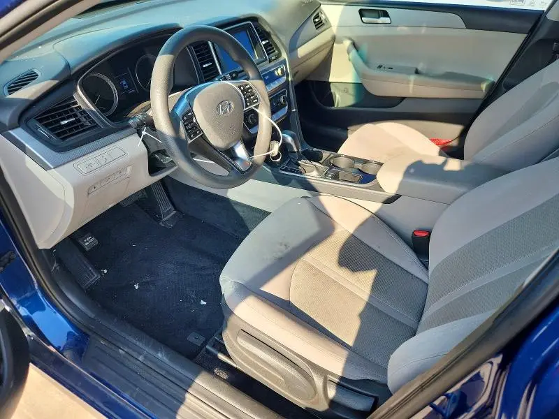 2018 HYUNDAI SONATA SE  