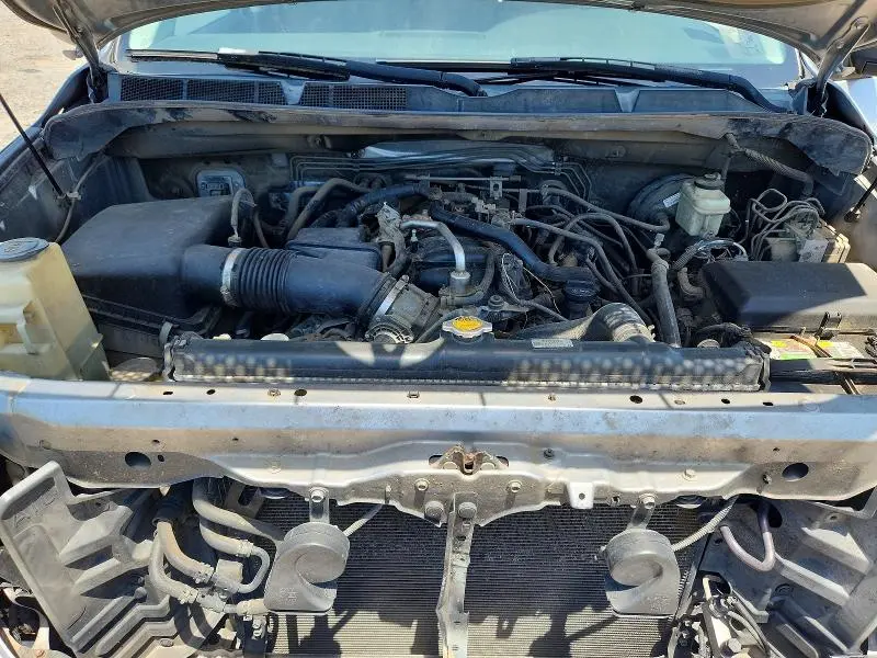 2010 TOYOTA TUNDRA CREWMAX SR5  