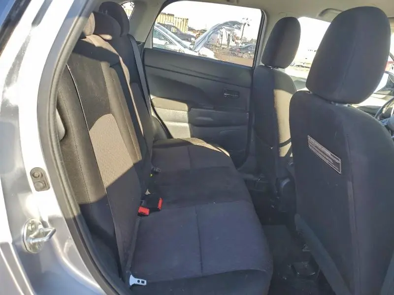 2017 MITSUBISHI OUTLANDER SPORT ES  