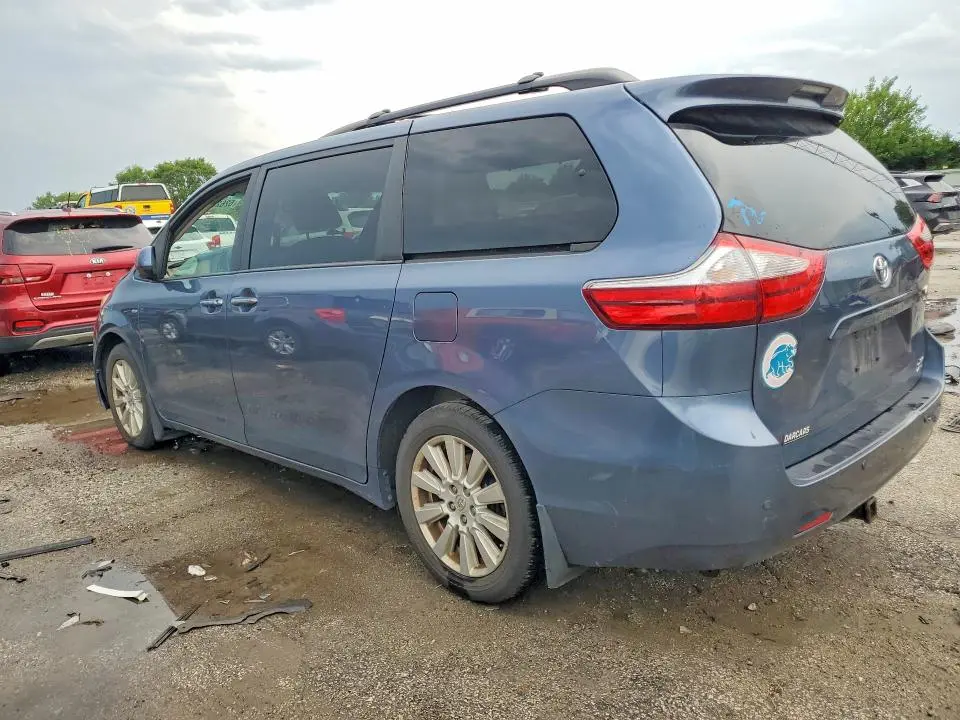 2017 TOYOTA SIENNA XLE PREMIUM 7-PASSENGER  