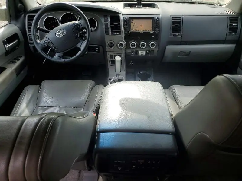 2010 TOYOTA SEQUOIA LIMITED  