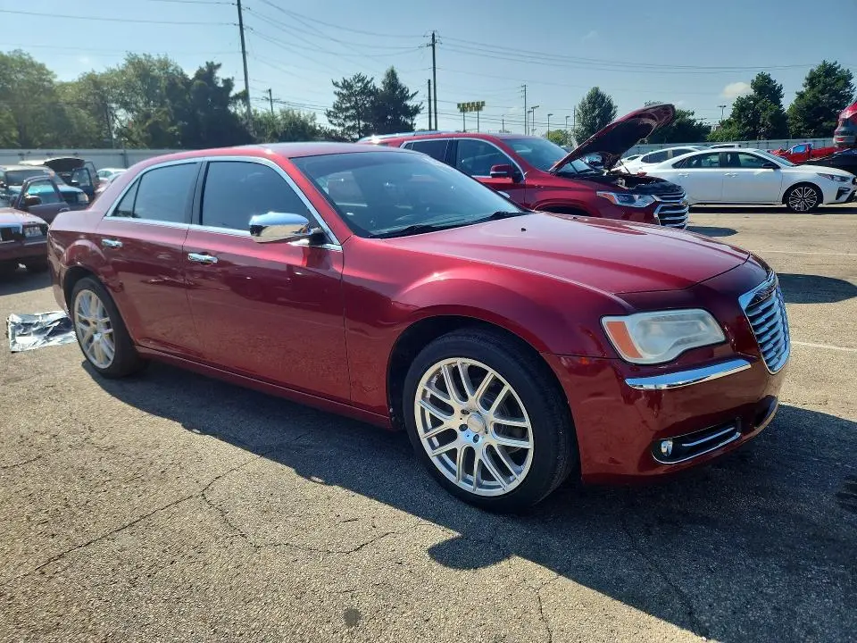 2011 CHRYSLER 300 LIMITED  