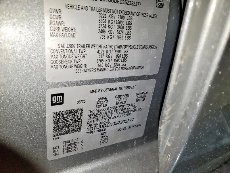 2025 GMC SIERRA K1500 SLT  