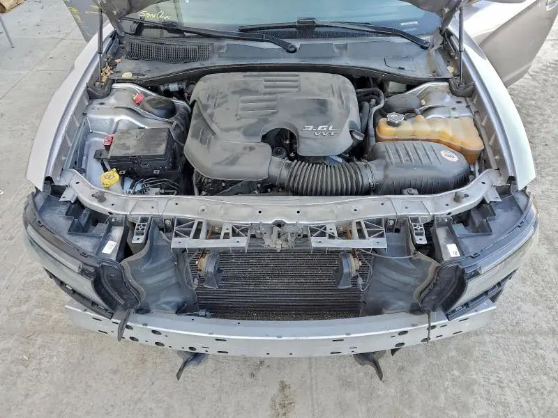 2017 DODGE CHARGER SXT  