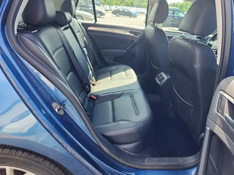 2015 VOLKSWAGEN GOLF   