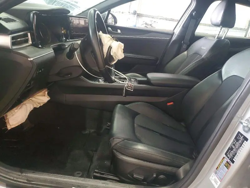 2022 KIA K5 GT LINE  