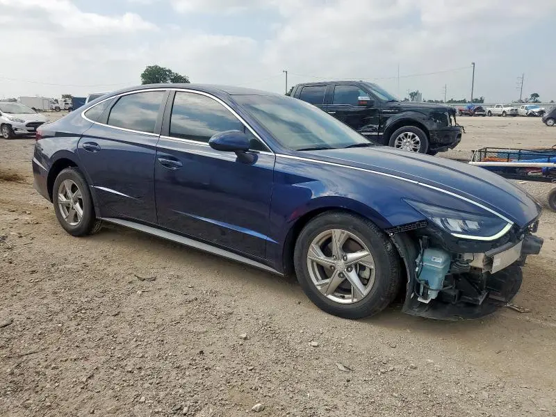 2020 HYUNDAI SONATA SE  