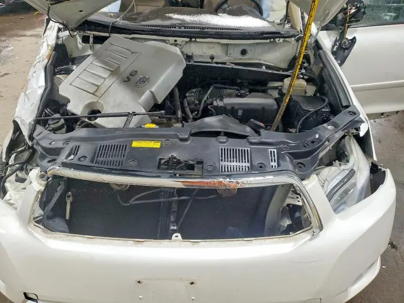 2010 TOYOTA HIGHLANDER LIMITED  