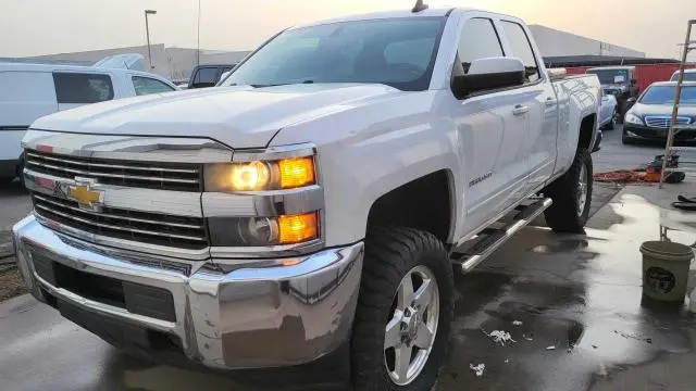 2015 CHEVROLET SILVERADO K2500 HEAVY DUTY LT  