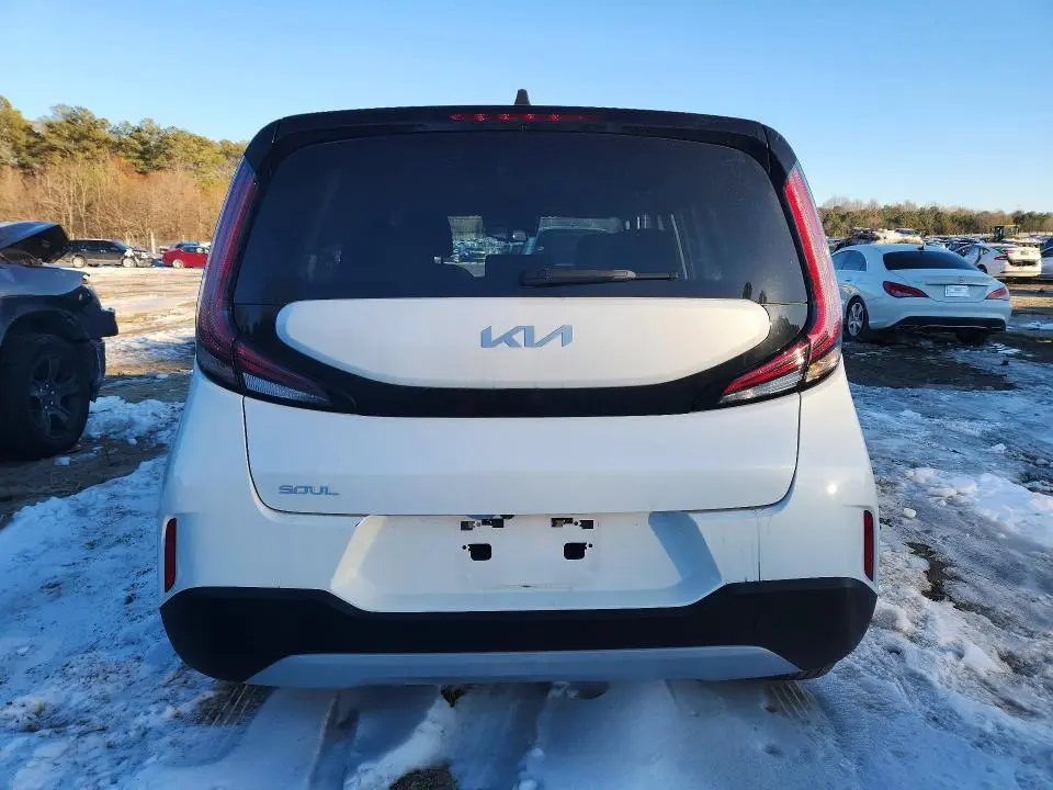 2023 KIA SOUL   