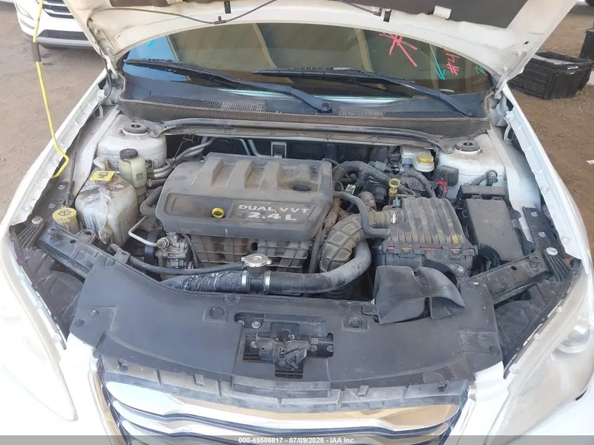 2014 CHRYSLER 200 LX