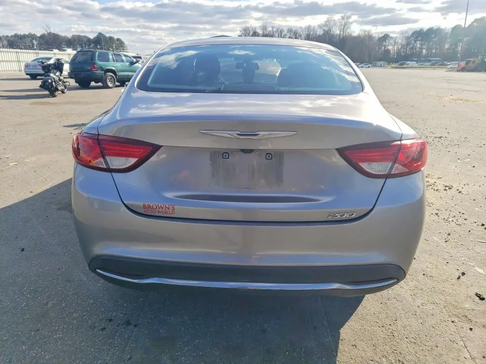 2016 CHRYSLER 200 LIMITED  