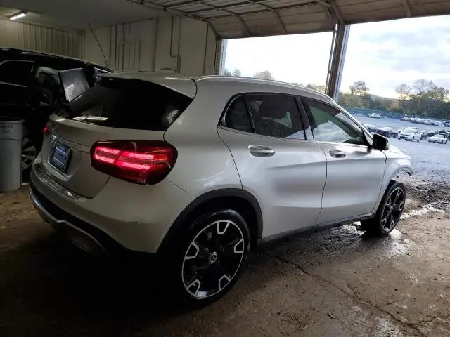 2020 MERCEDES-BENZ GLA 250  