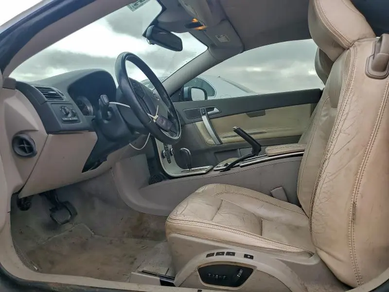 2011 VOLVO C70 T5  