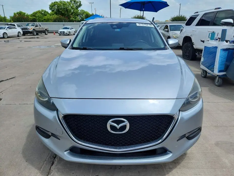 2017 MAZDA 3 TOURING  