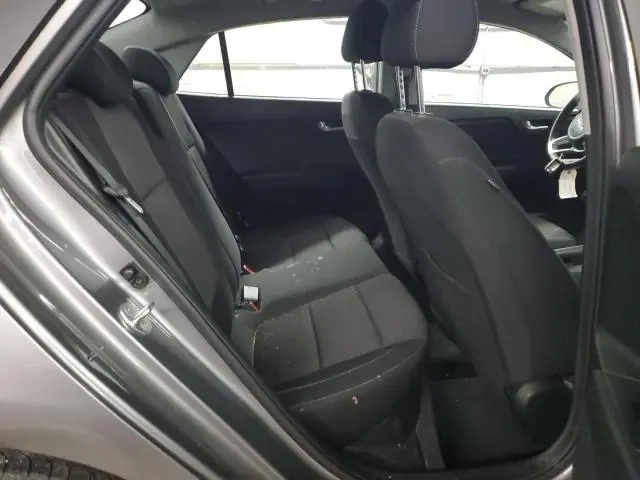 2022 KIA RIO LX  
