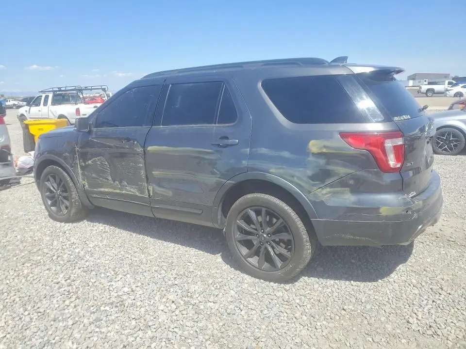 2017 FORD EXPLORER XLT  
