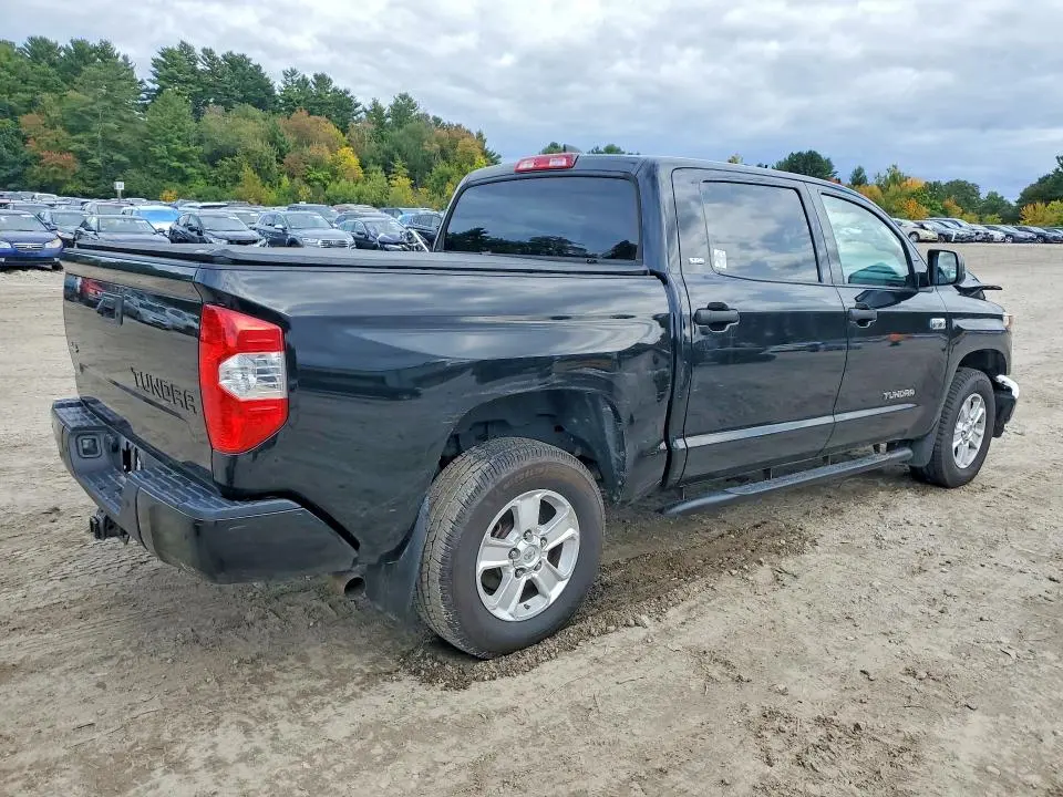 2021 TOYOTA TUNDRA SR5  