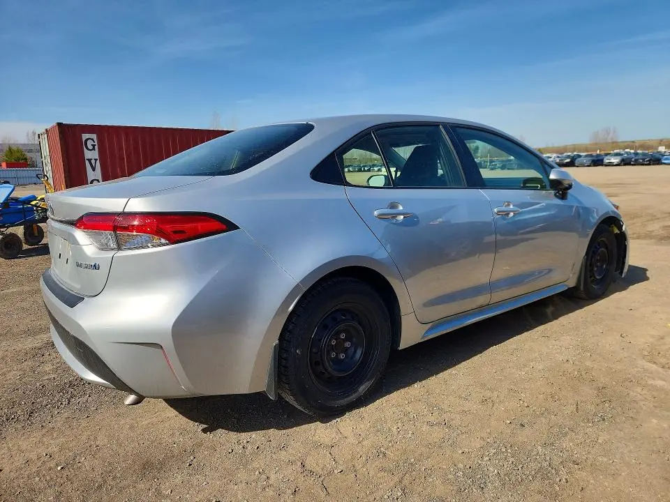 2022 TOYOTA COROLLA   