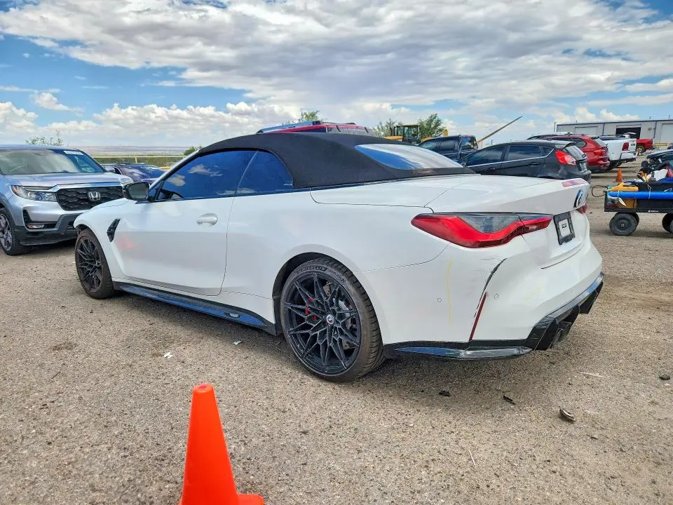 2022 BMW M4 COMPETITION  