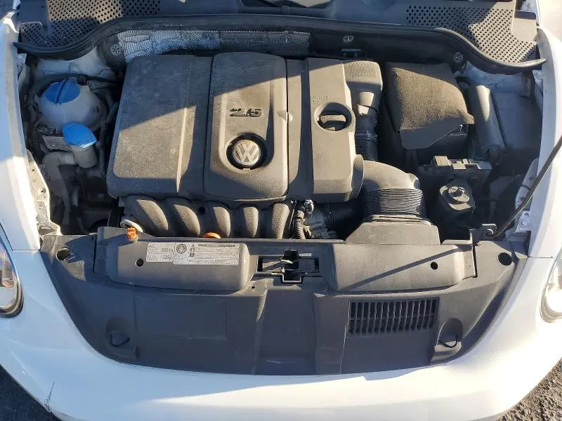 2012 VOLKSWAGEN BEETLE   
