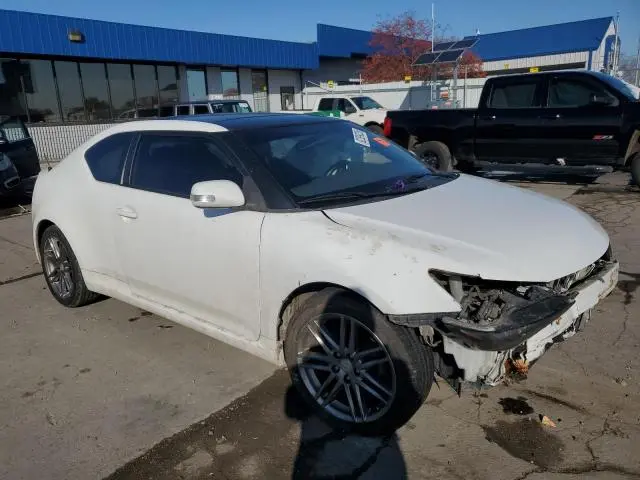 2011 TOYOTA SCION TC   