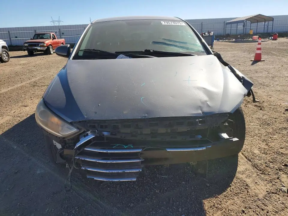 2018 HYUNDAI ELANTRA SE  