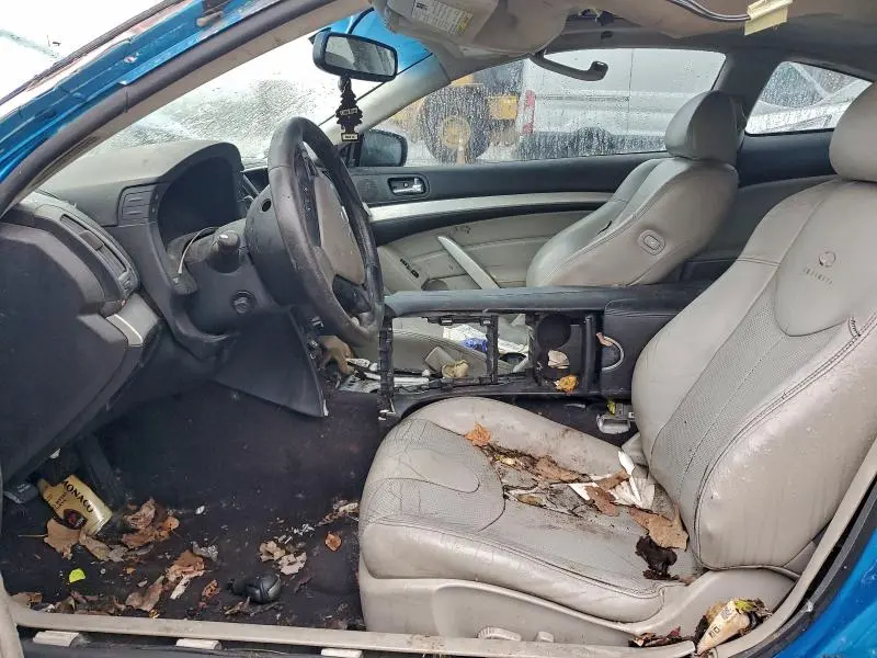 2011 INFINITI G37 BASE  