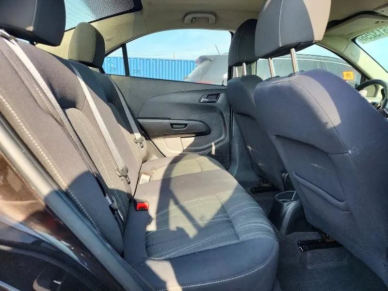 2015 CHEVROLET SONIC LT  