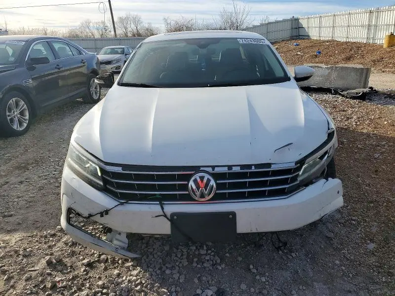 2017 VOLKSWAGEN PASSAT SEL PREMIUM  