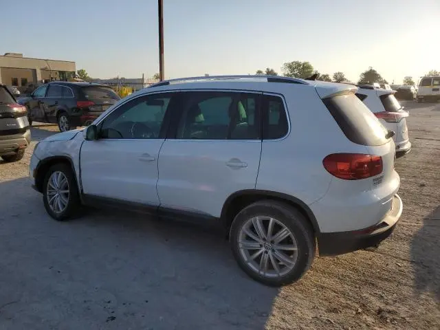 2014 VOLKSWAGEN TIGUAN S  