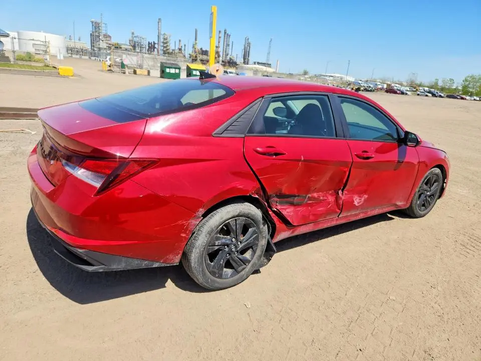 2022 HYUNDAI ELANTRA   