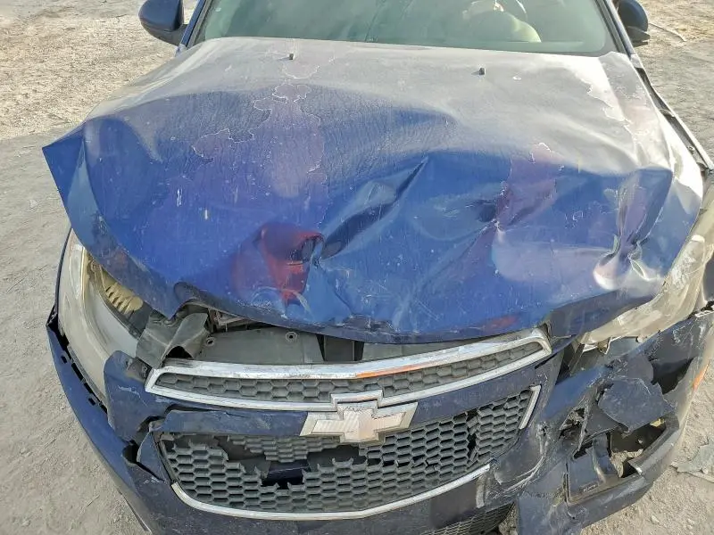 2012 CHEVROLET CRUZE LT  