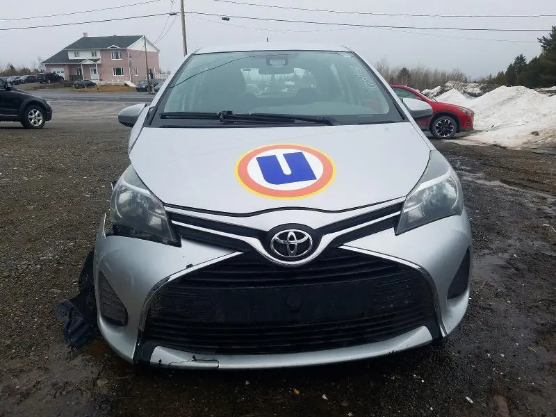 2017 TOYOTA YARIS 5-DOOR L  