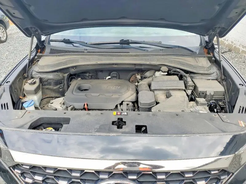 2019 HYUNDAI SANTA FE SE  