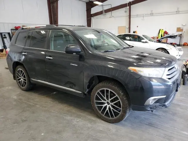 2013 TOYOTA HIGHLANDER LIMITED  