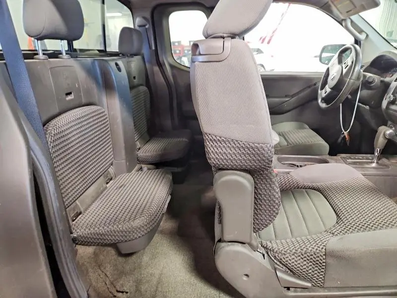 2013 NISSAN FRONTIER   