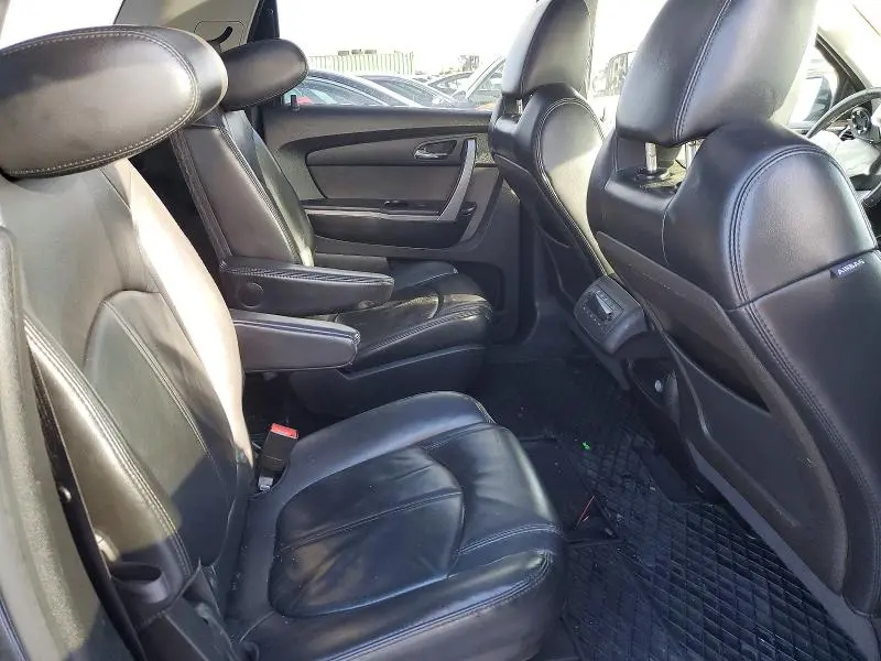 2011 GMC ACADIA SLT-1  