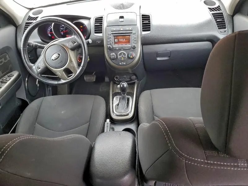 2013 KIA SOUL +  