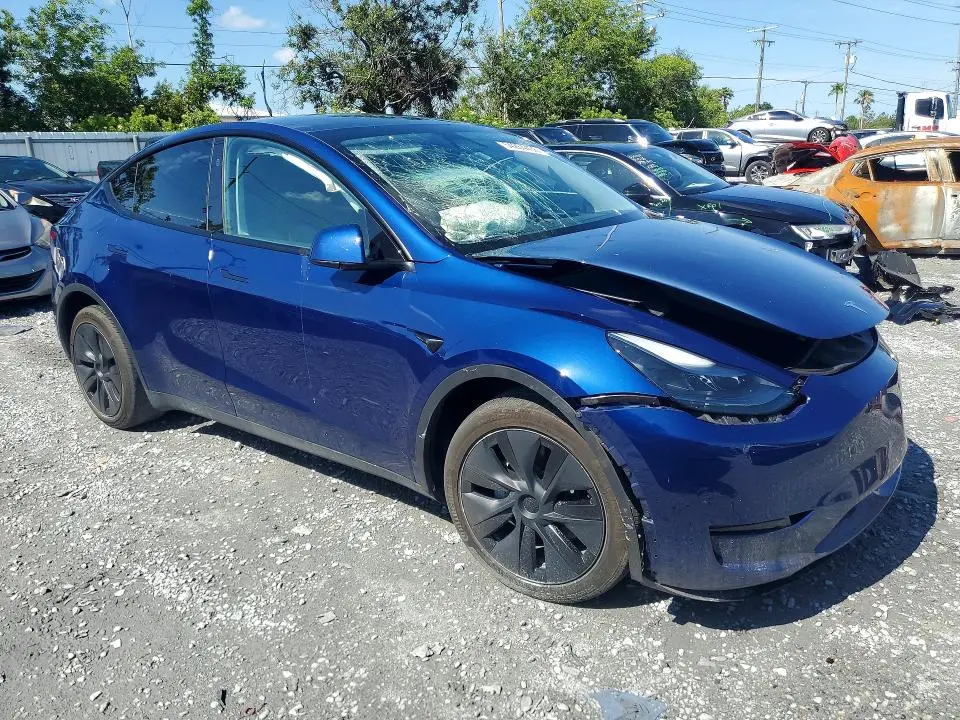2024 TESLA MODEL Y   