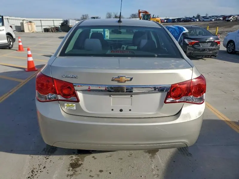 2013 CHEVROLET CRUZE LS  