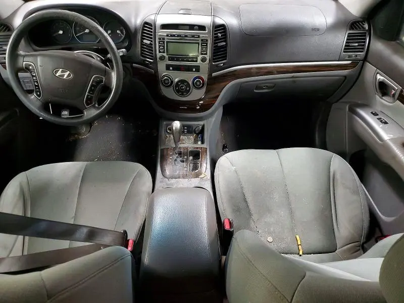 2011 HYUNDAI SANTA FE GLS  