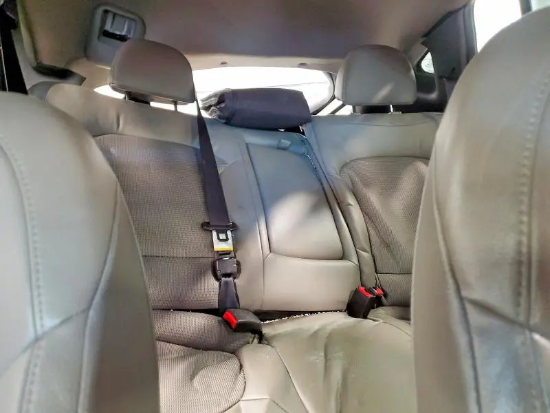 2015 HYUNDAI TUCSON SE  