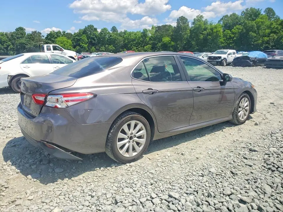 2018 TOYOTA CAMRY LE  