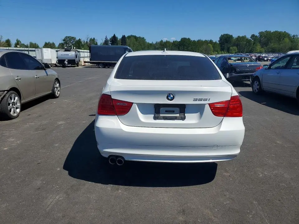 2011 BMW 328 XI  