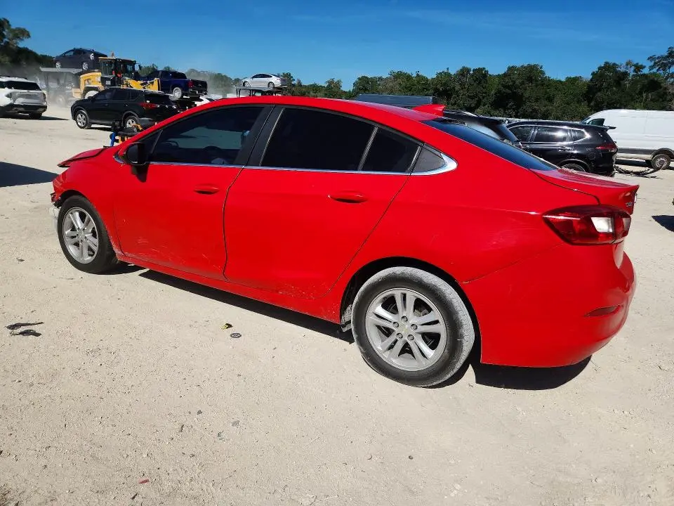 2018 CHEVROLET CRUZE LT  