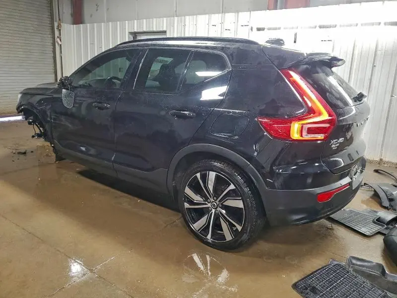 2021 VOLVO XC40 RECHARGE  