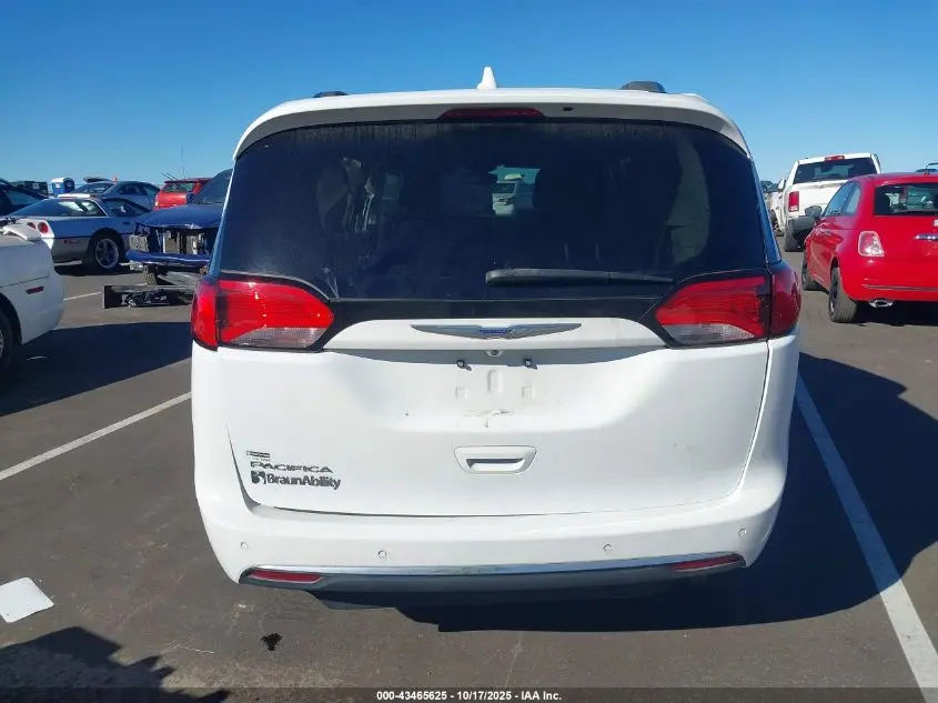 2020 CHRYSLER PACIFICA TOURING L
