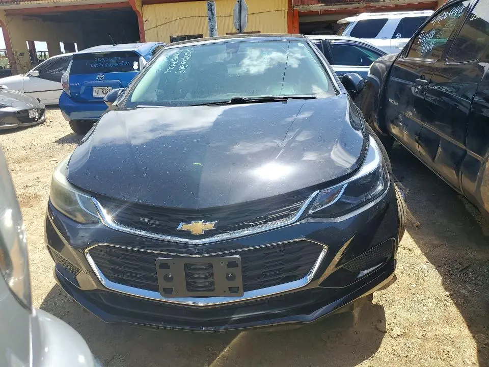 2017 CHEVROLET CRUZE LT  