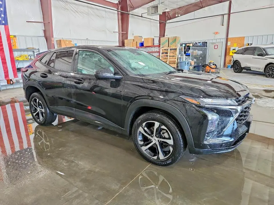 2024 CHEVROLET TRAX 1RS  